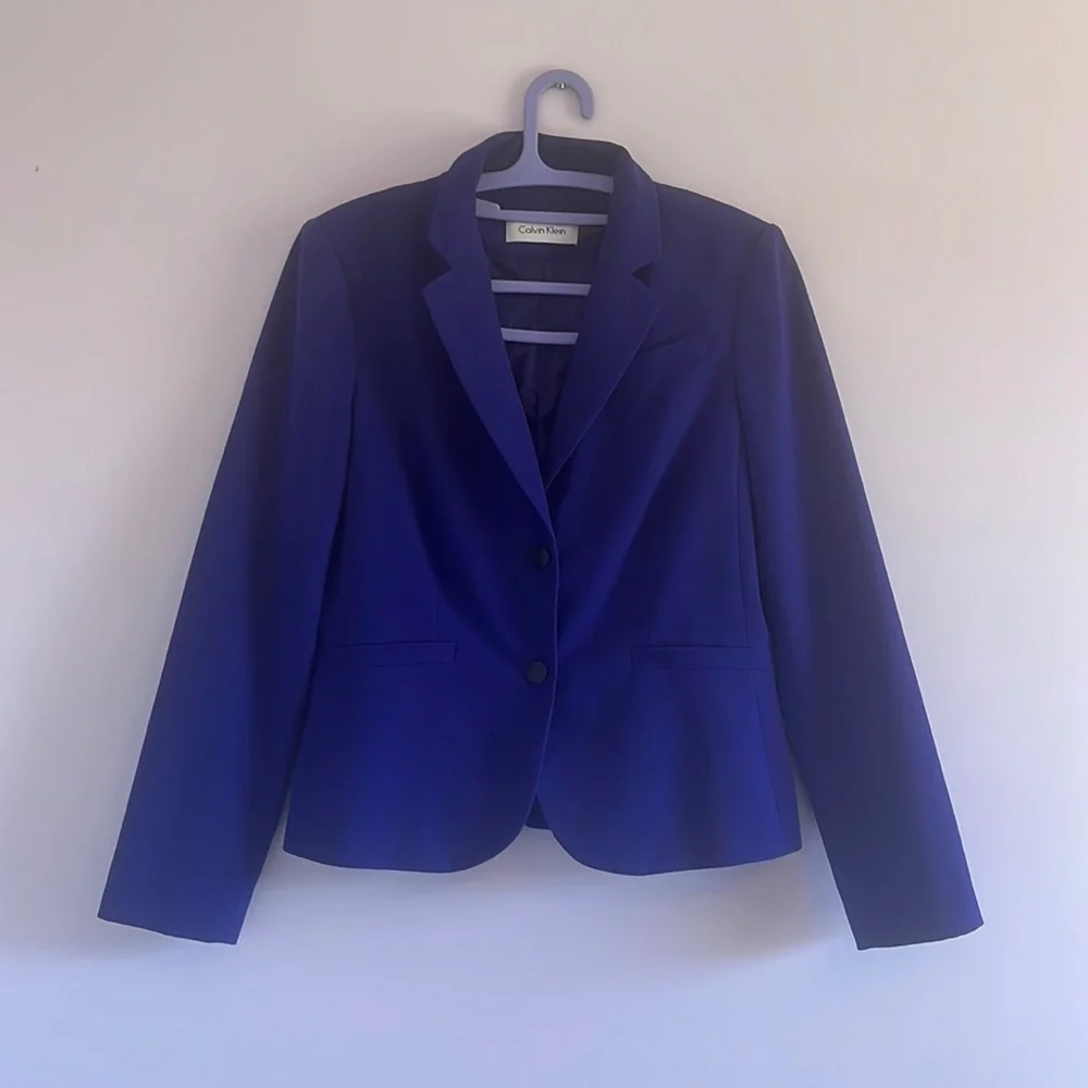 Calvin Klein Size 8 Suit Jacket - Picture 1 of 4